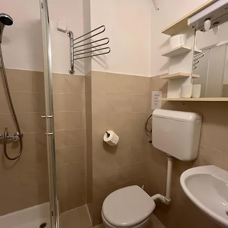 Ivan Apartman *